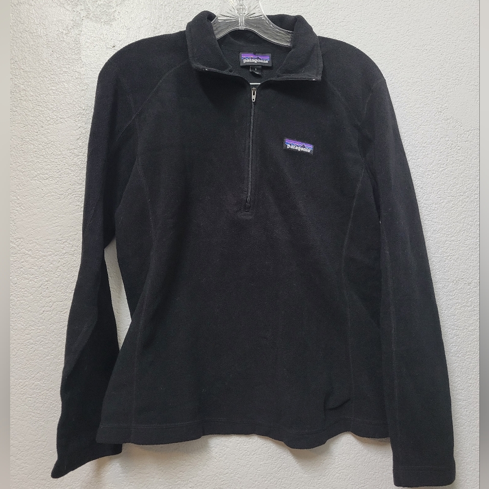 Patagonia Women's Black Fleece 1/4 Zipup Small